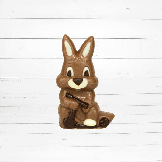 Osterhase mit Trottinett, 30g / 8.5 cm