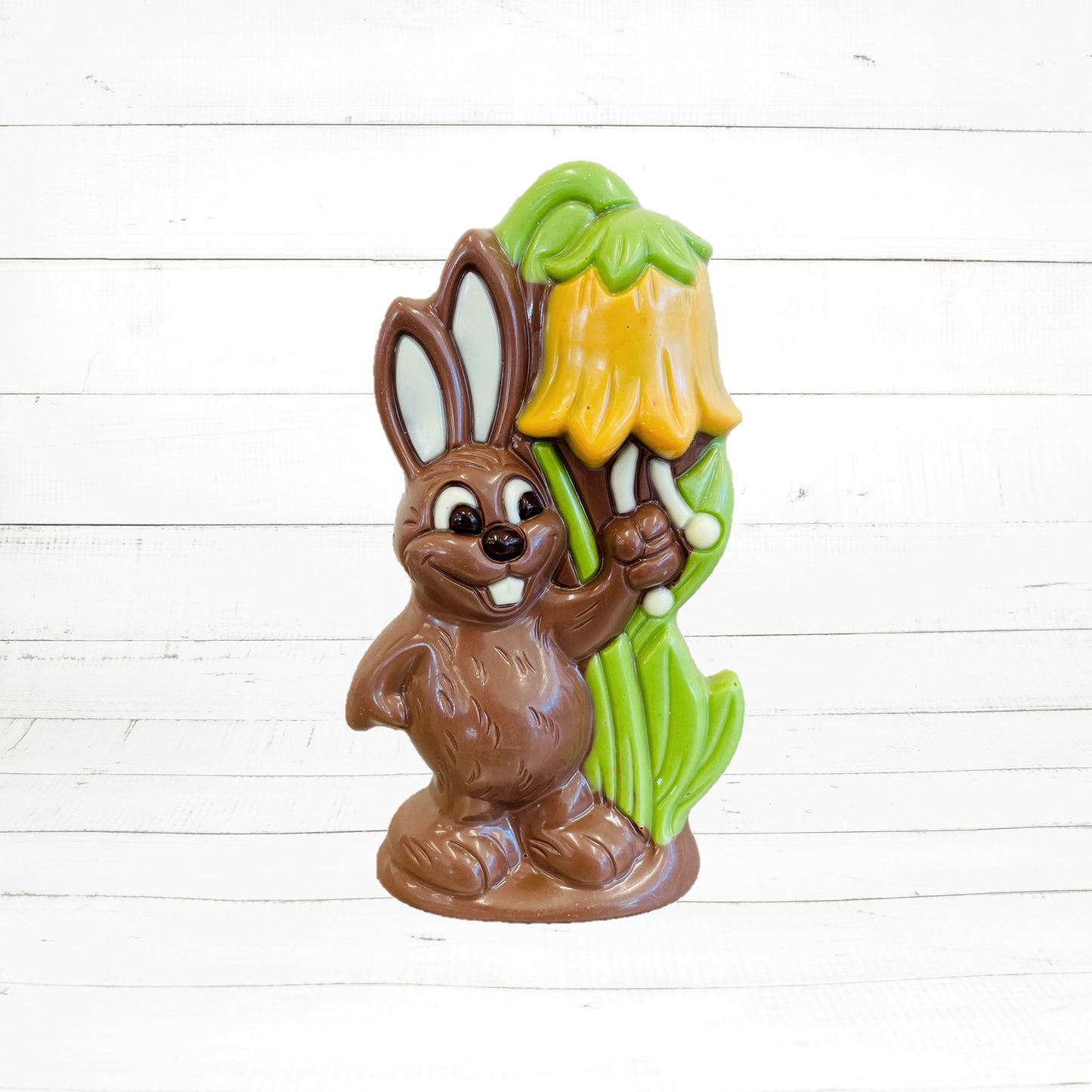 Osterhase mit Tulpe, 140g / 16cm