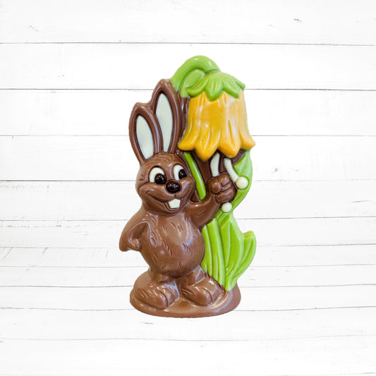 Osterhase mit Tulpe, 140g / 16cm
