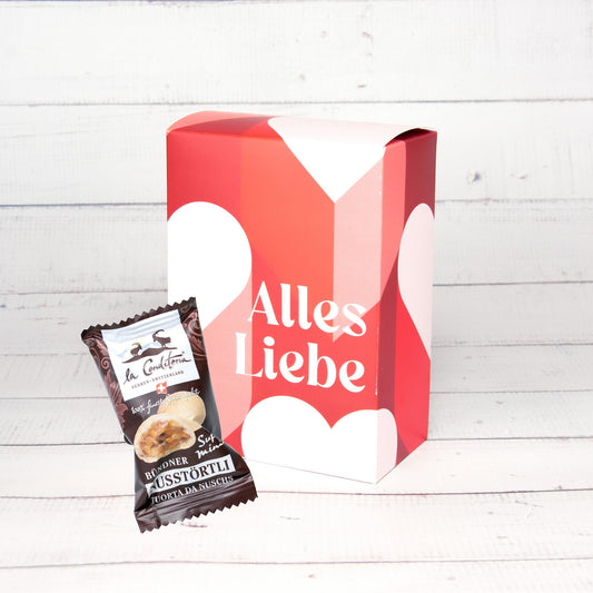 "Alles Liebe Herz" Schachtel mit Super Mini Bündner Nusstörtli, 150g