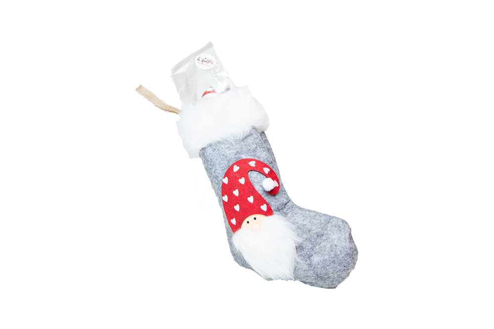 Weihnachtsstiefel gefüllt mit Bündner Törtli und Schoko-Chlaus